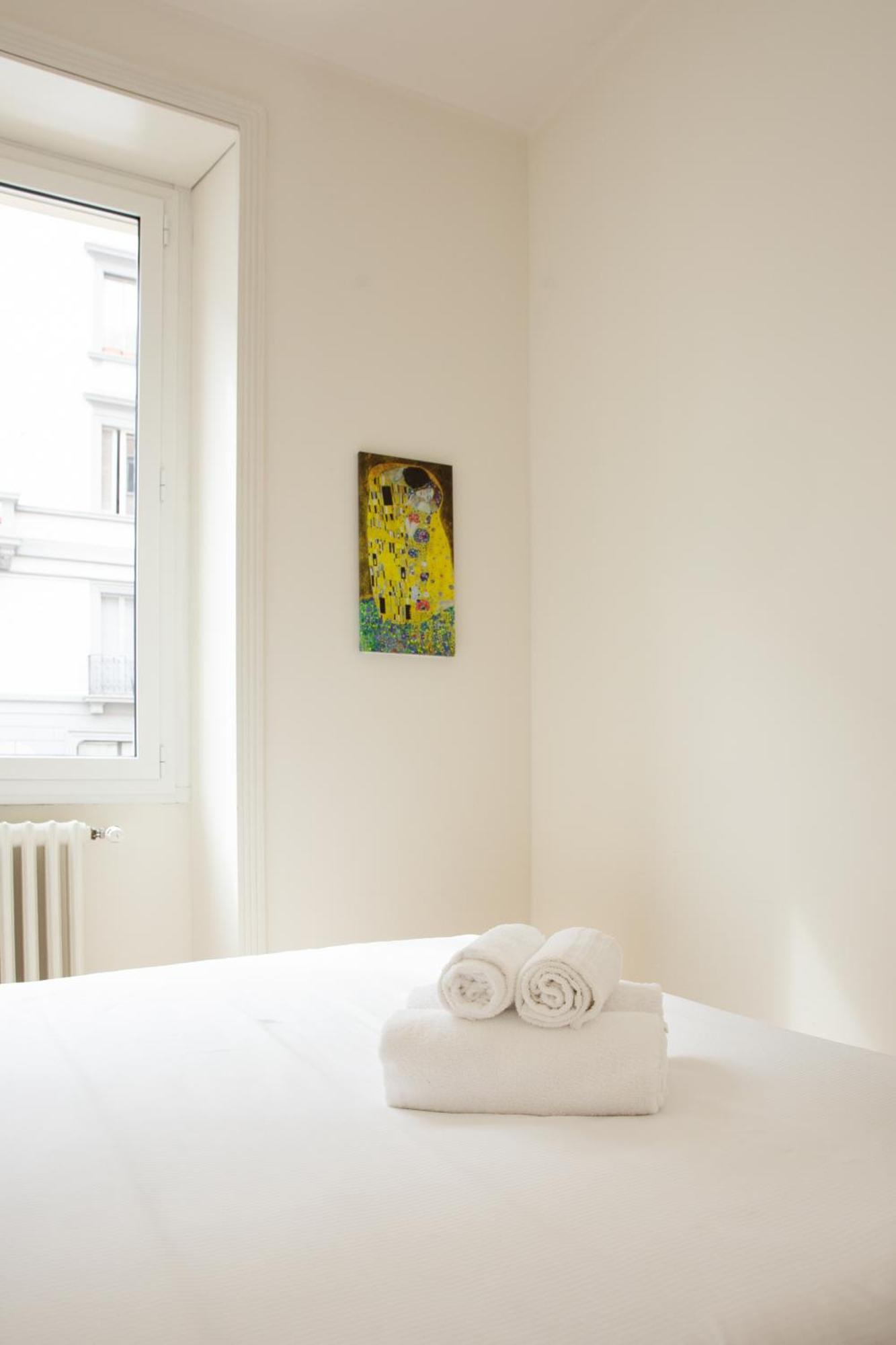 Klimt Central Station - Two Room Apartment Milán Exteriér fotografie
